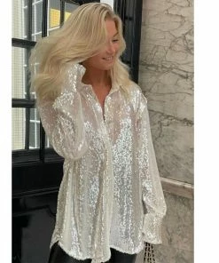 It's Juliet Remy Sequin Top