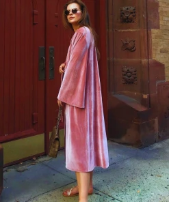 It's Juliet Rose Kimono Robe