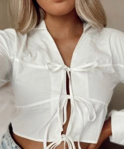 It's Juliet Blair Long Sleeve Crop Top